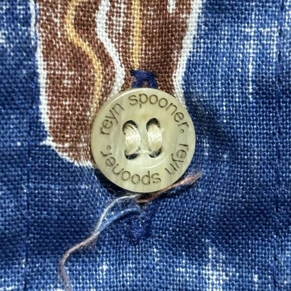 Reyn Spooner Dietrich Varez Polynesian Shirt Mens Small Outrigger Canoe AOP VTG - Picture 5 of 8